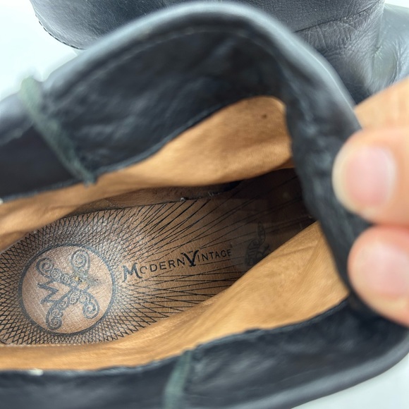 Modern Vintage Vanessa Black Ankle Booties - Picture 4 of 5